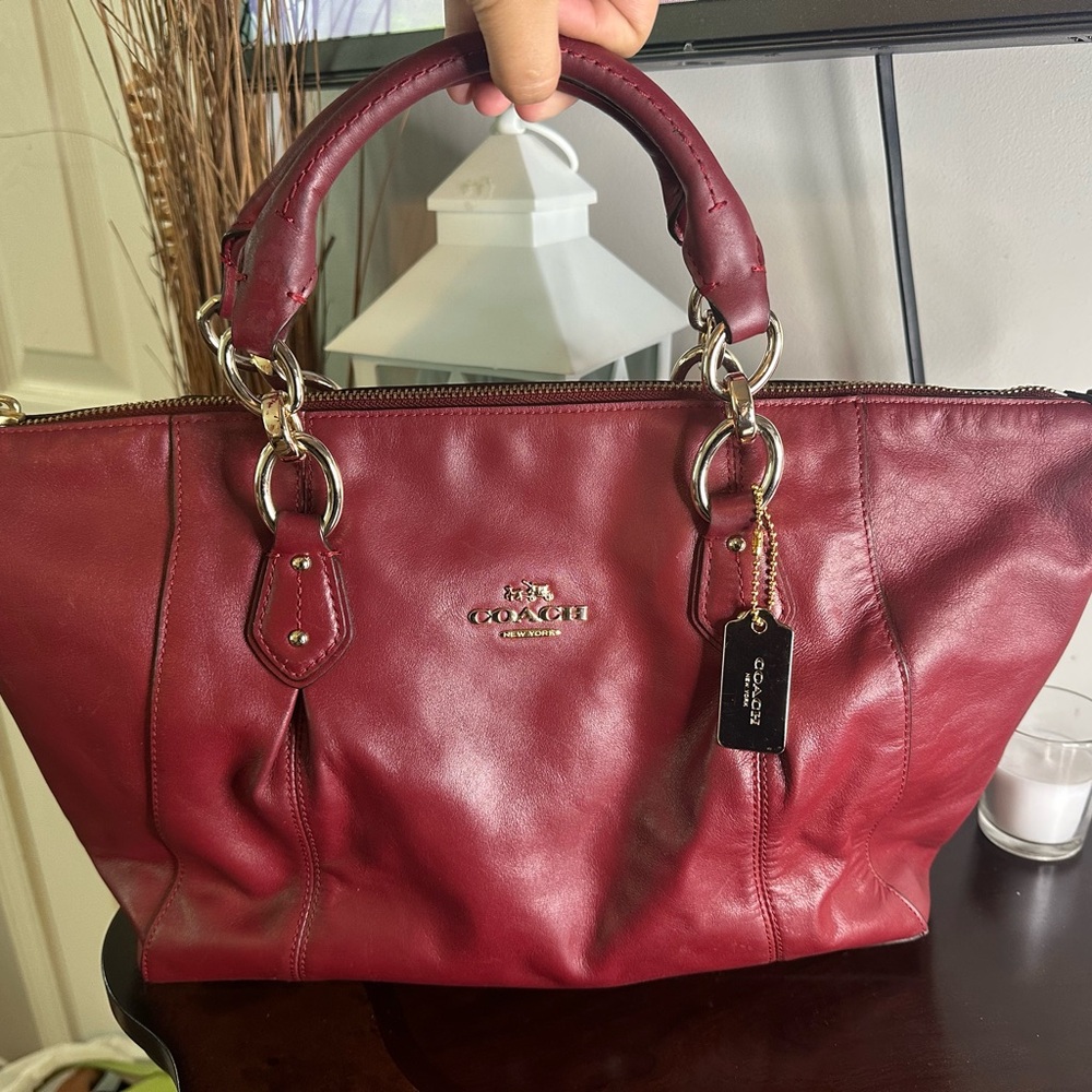 Coach Burgundy Colette Leather Satchel w/Shoulder Strap & Gold
Hardware